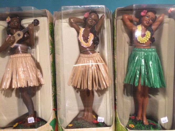 Hovedbilde Hula Girl Posing Green Skirt