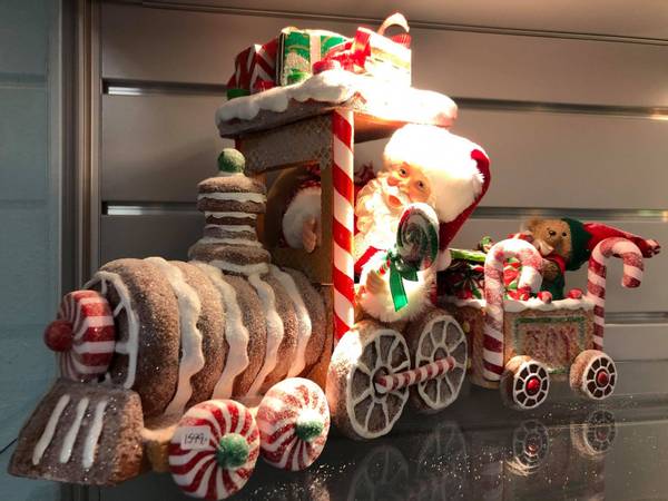 Dep 56 - Julenissen og pepperkaketoget