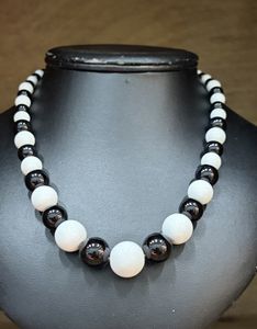 Hovedbilde Perlekjede - Two Tone Hvit/Sort